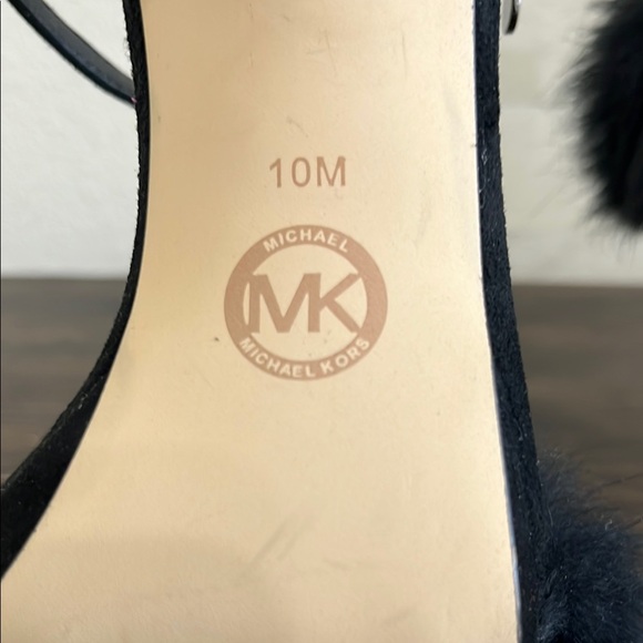 Michael Kors Black Heels with Stiletto Heel and Fur Detail Never Worn - Picture 2 of 10